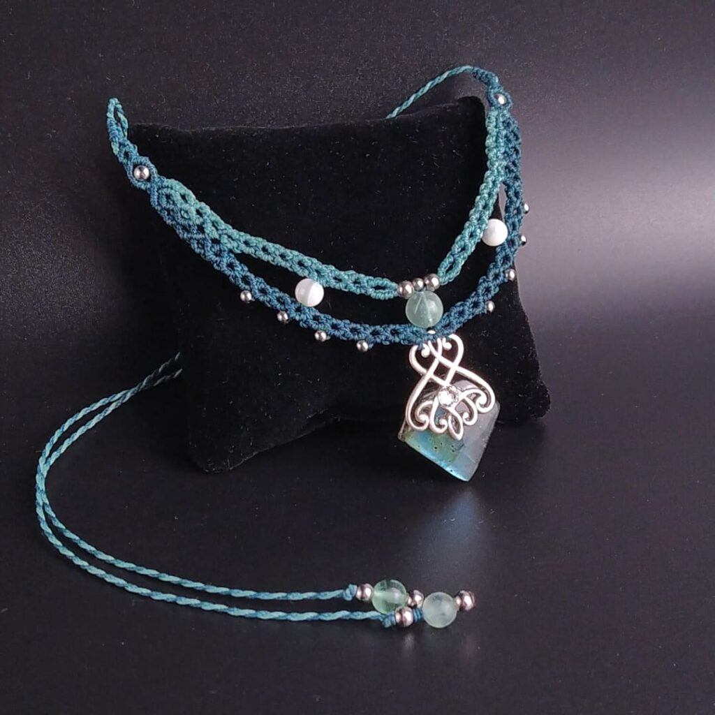 Détail collier Démeter