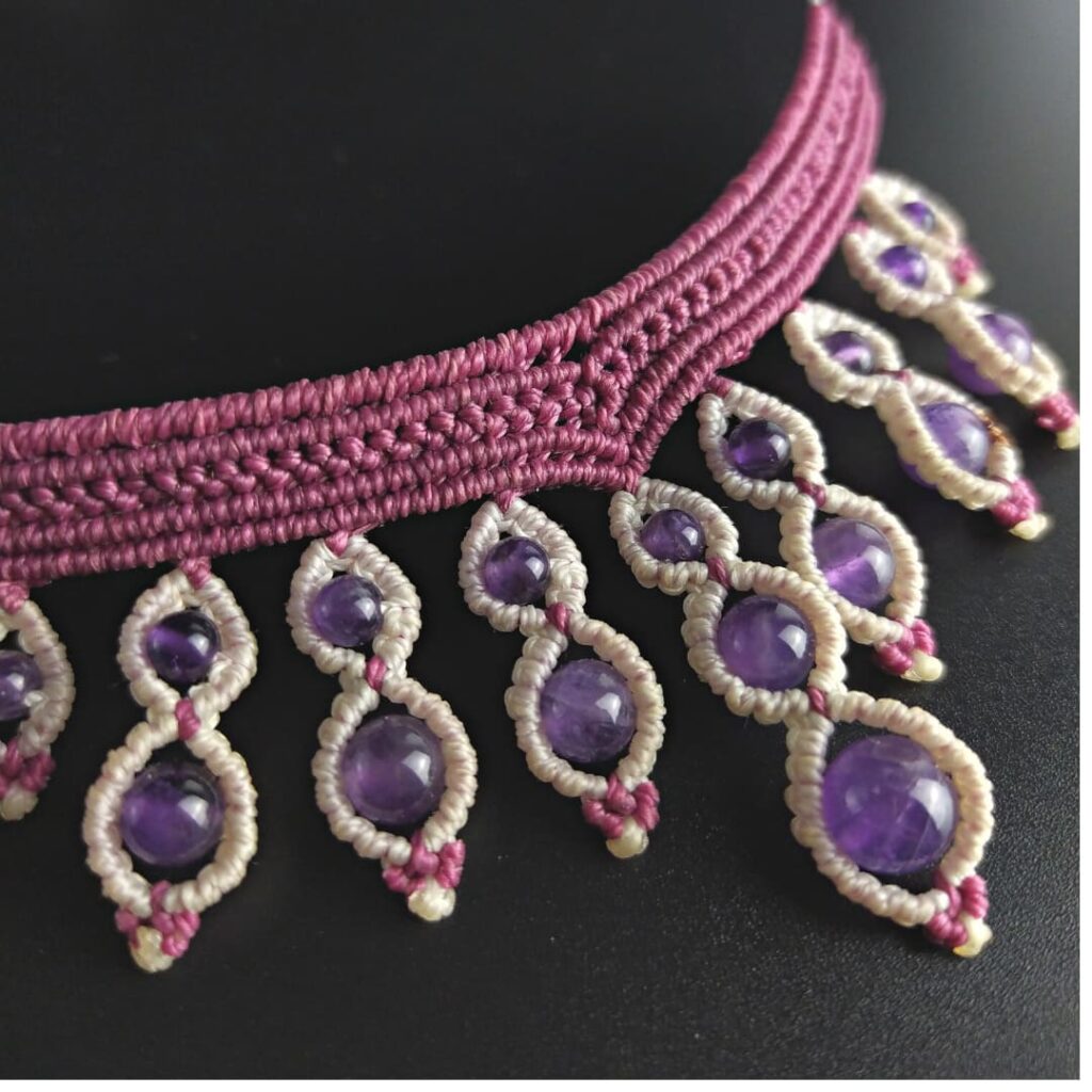 Détails collier Sia